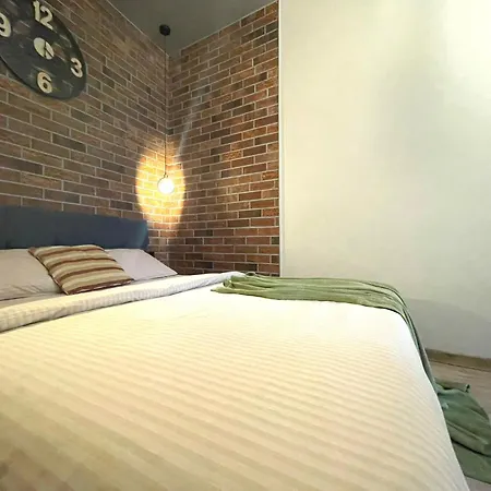 в центрі з двома ізольованими спальнями,вул замарстинівська Apartment Lemberg