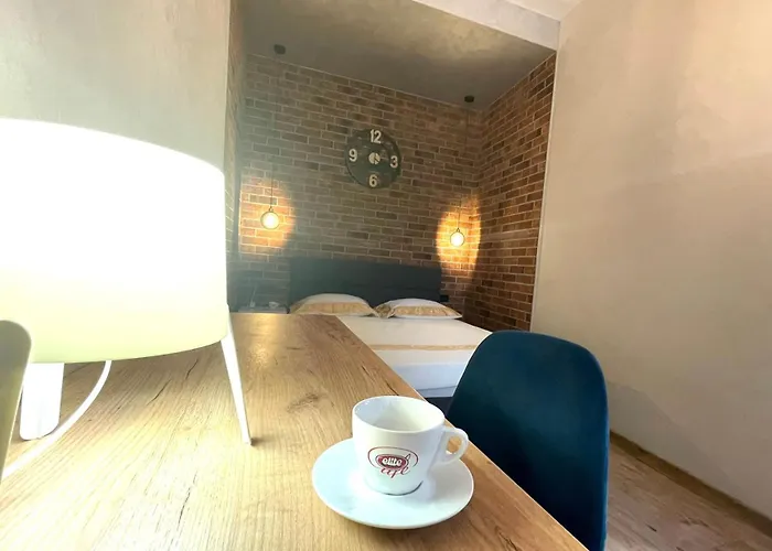 в центрі з двома ізольованими спальнями,вул замарстинівська Apartment Lemberg