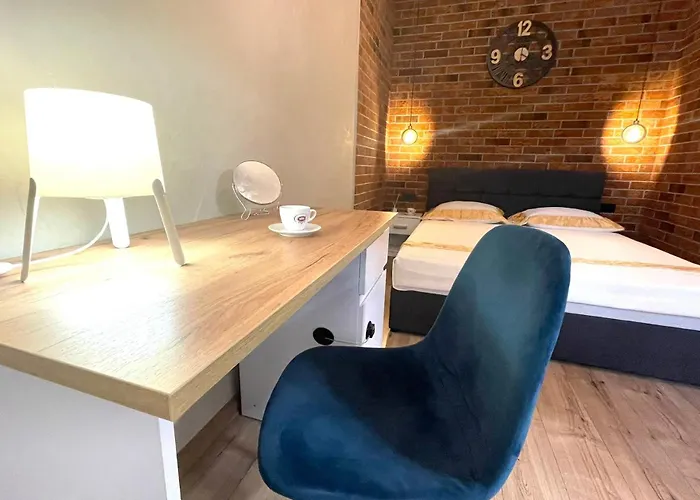 Apartment в центрі з двома ізольованими спальнями,вул замарстинівська