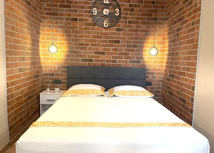 в центрі з двома ізольованими спальнями,вул замарстинівська Apartment Lemberg