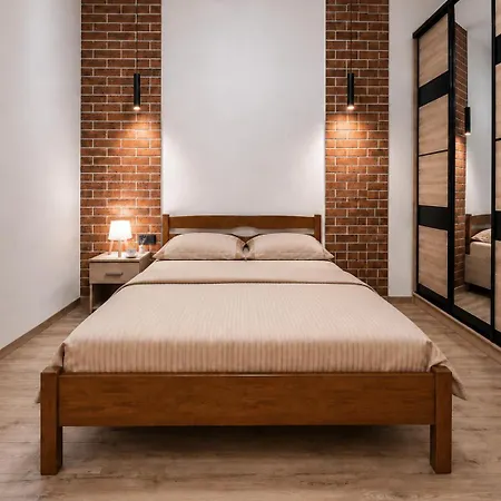 в центрі з двома ізольованими спальнями,вул замарстинівська Apartament Lwów
