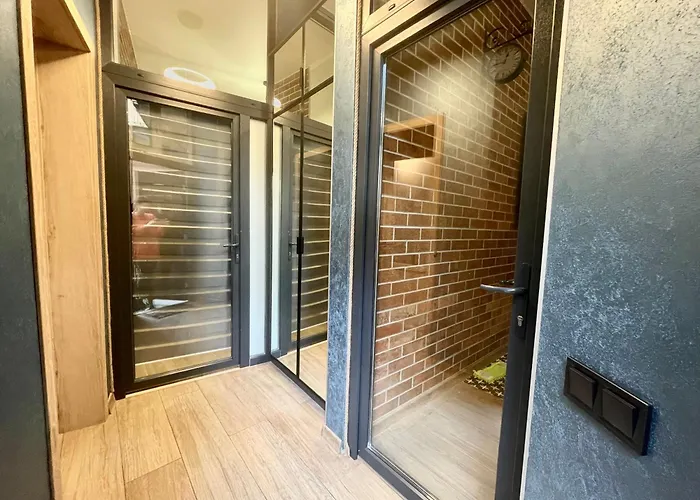 в центрі з двома ізольованими спальнями,вул замарстинівська * Leópolis